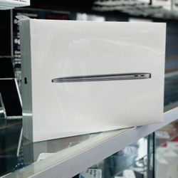 MacBook Air 13in M1 Chip 