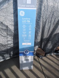 LED T8 1 Inch Diameter Bulbs