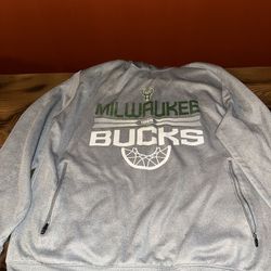 Milwaukee Bucks Men’s Large Sweatshirt