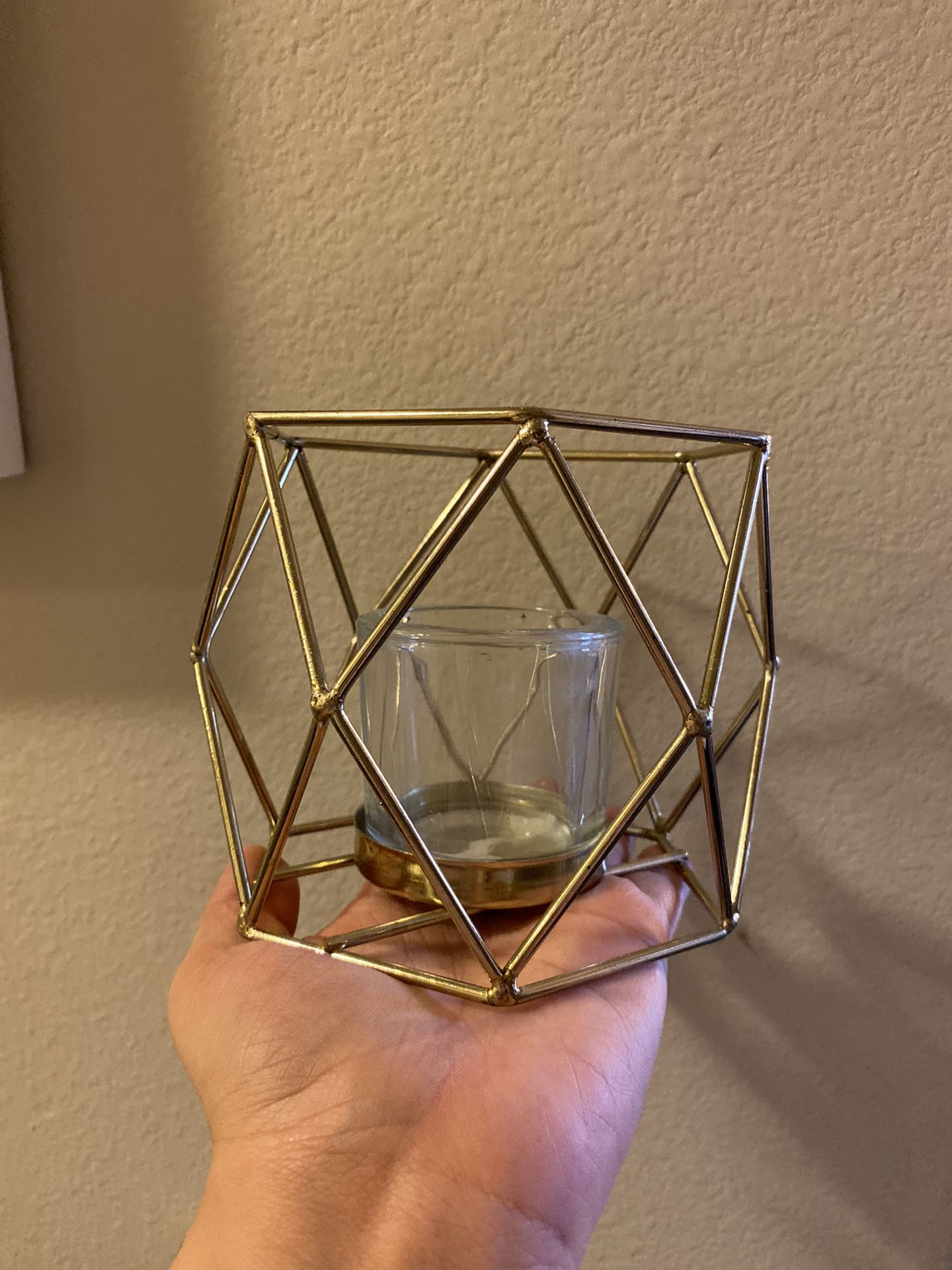 5 geometric candle holders for wedding