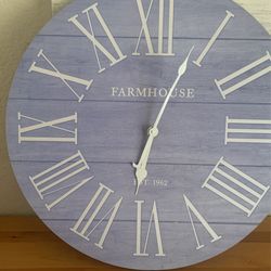 Farmhouse Clock 