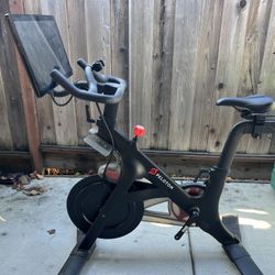 Peloton Bike