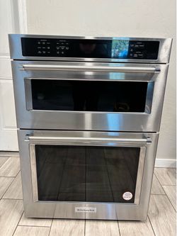 KitchenAid microwave and oven combo 30 inch works perfect in good condition free delivery to garage