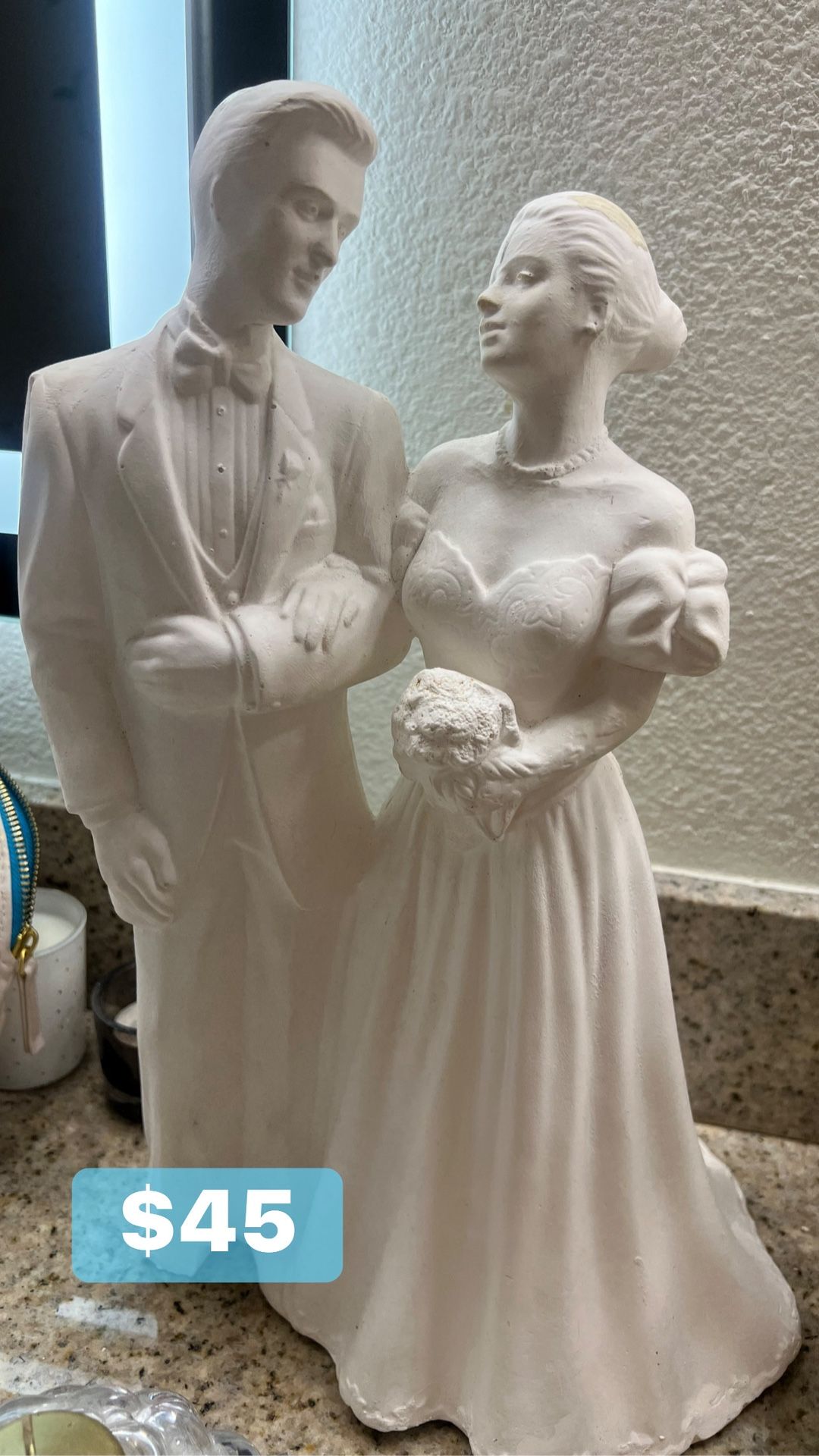πΆπΊ Romatic couple STATUES/ white / Wedding decor