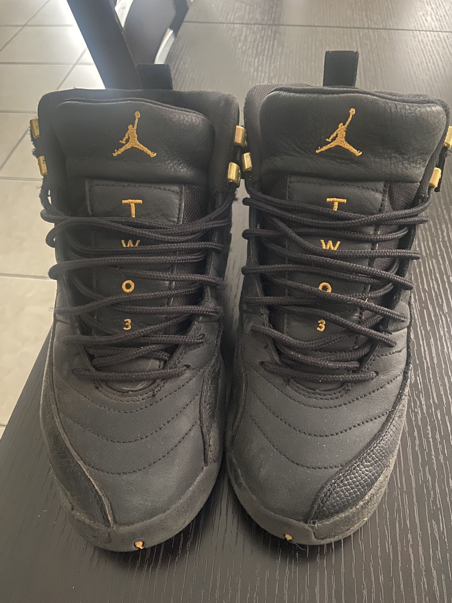 Jordan 12  Retro Black Taxi. 6.5 Youth (pick up only 