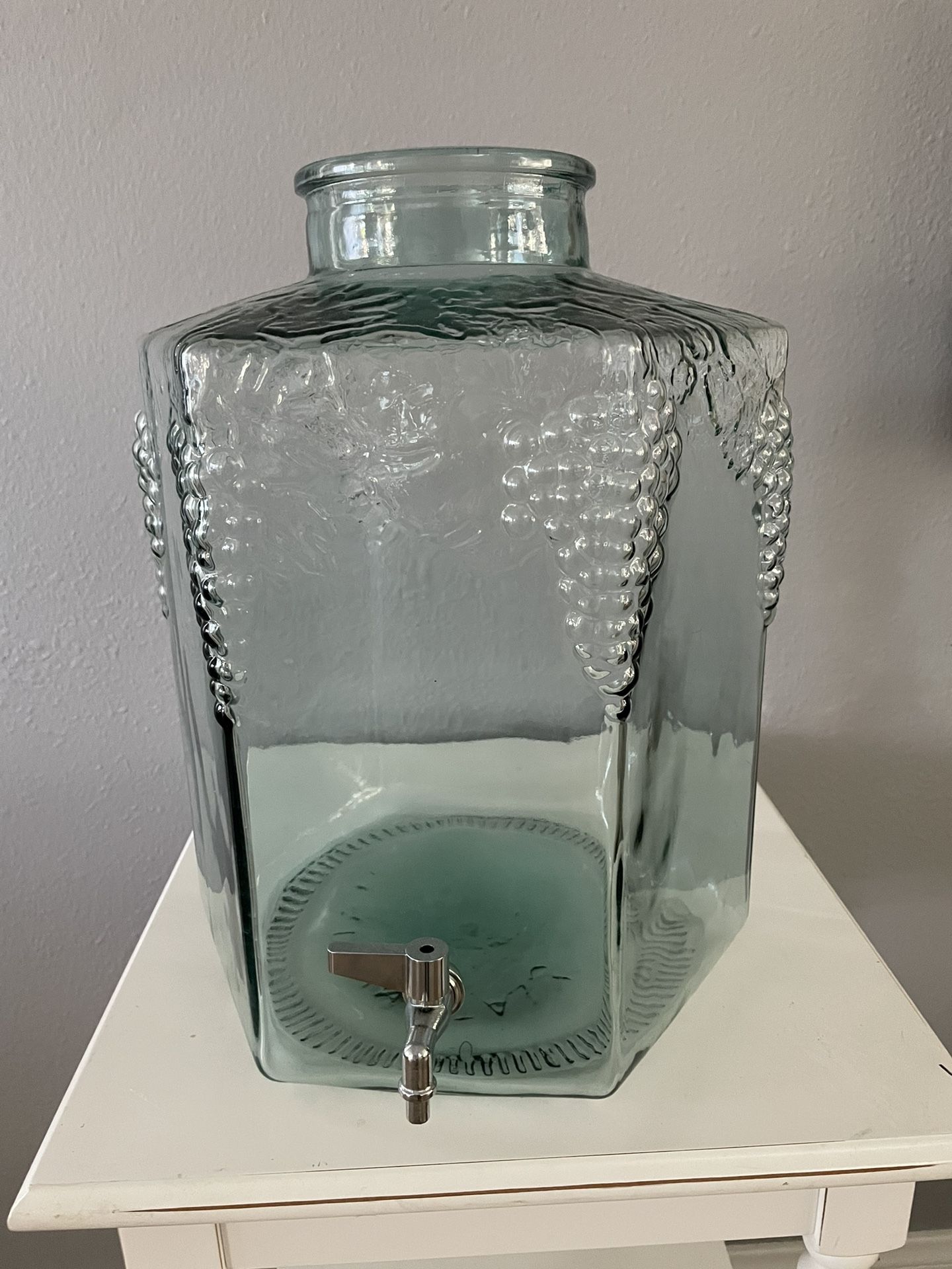 Beverage Dispenser 5 Gallons