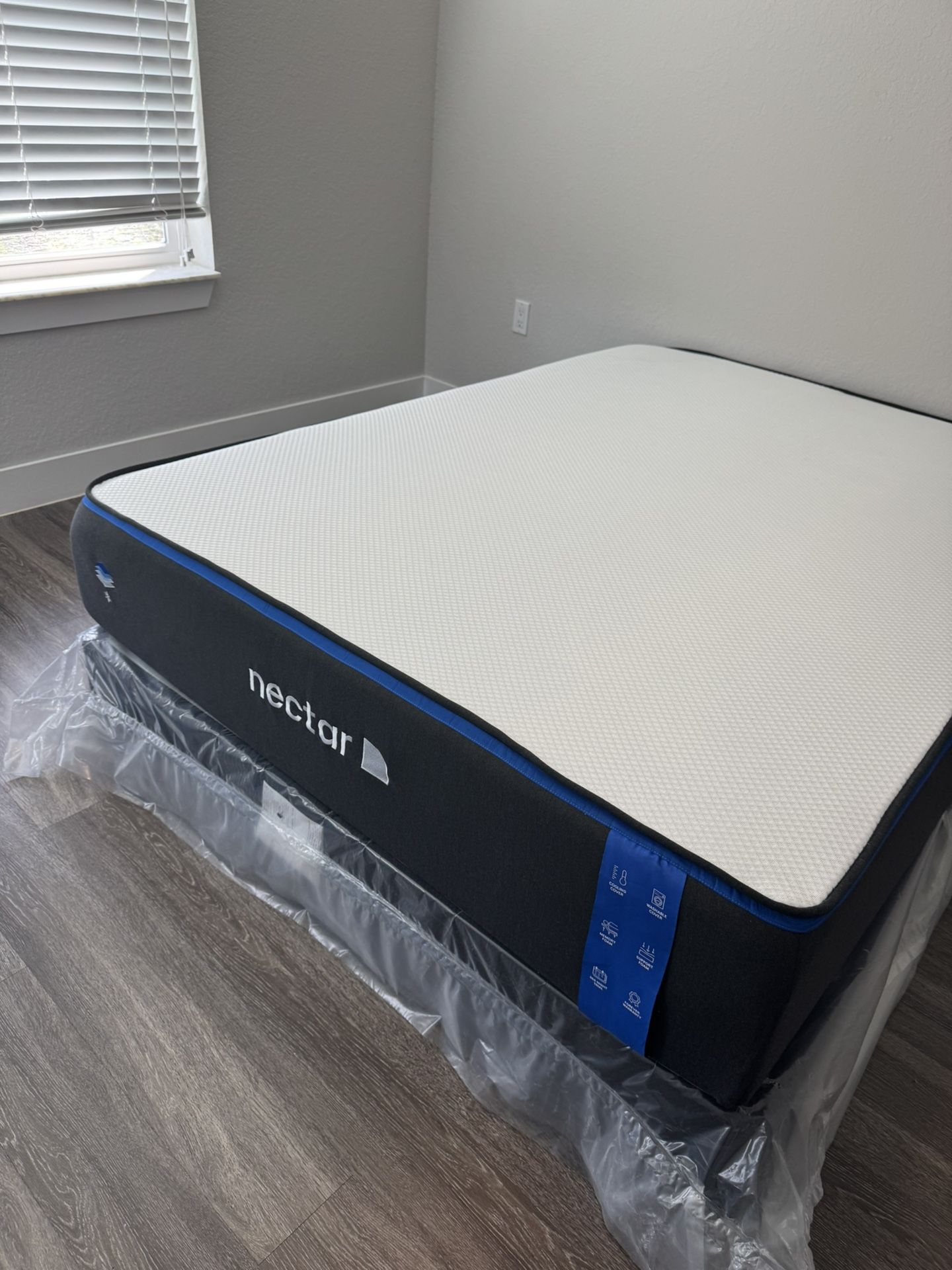 Brand New Nectar Queen Size, Comfortable Mattress