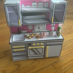 Small Mini Verse kitchen