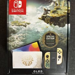 Nintendo Switch Oled + 2 Games