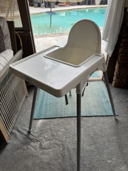 Simple high Chair