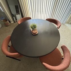ROUND TABLE AND FOUR CHAIRS