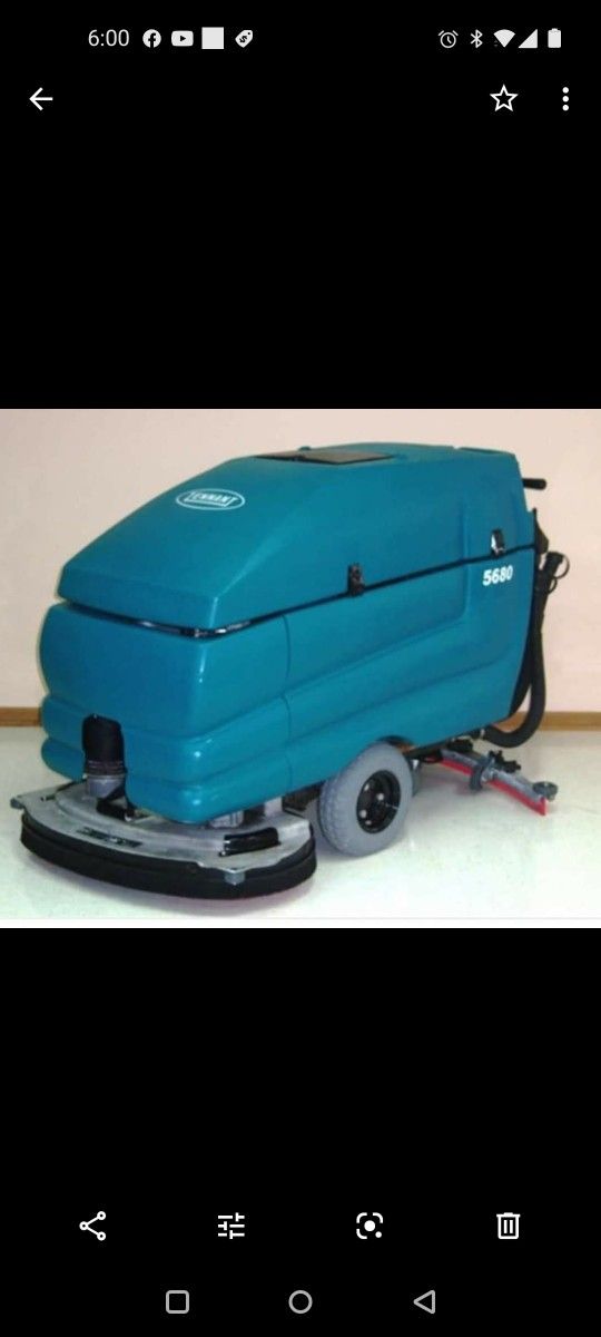 Tennant 5680 Floor SCRUBBER
