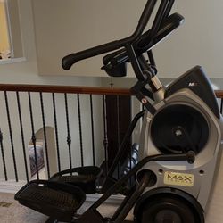 Max Trainer 