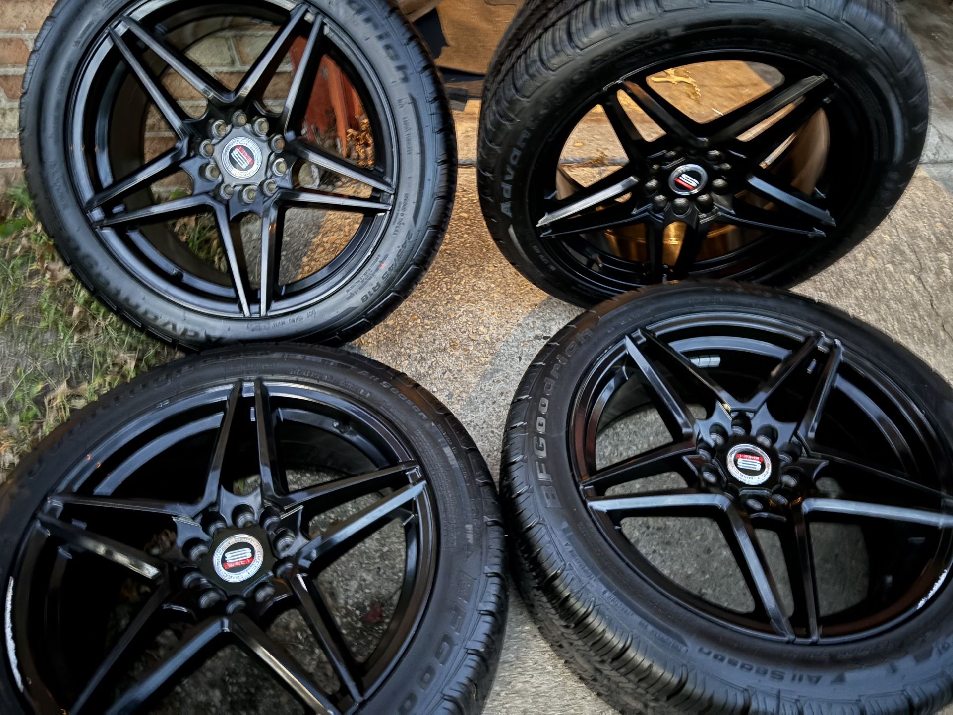 18” Black Aluminum Wheels And Tires