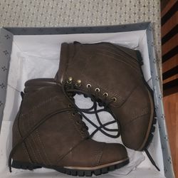 Boots With Heels #6.5 To $20 