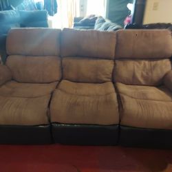 Microfiber Duel Recliner Couch With Leather Can Deliver Okc Area 30