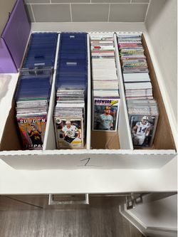 Sports Cards Lot (NFL, NHL, MLB, NBA + More)