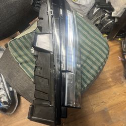 2022-24 ESCALADE LEFT DAYTIME RUNNING LIGHT 