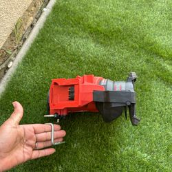 Milwaukee
M18 FUEL 18-Volt Lithium-Ion Brushless Cordless Coil Roofing Nailer (Tool Only)