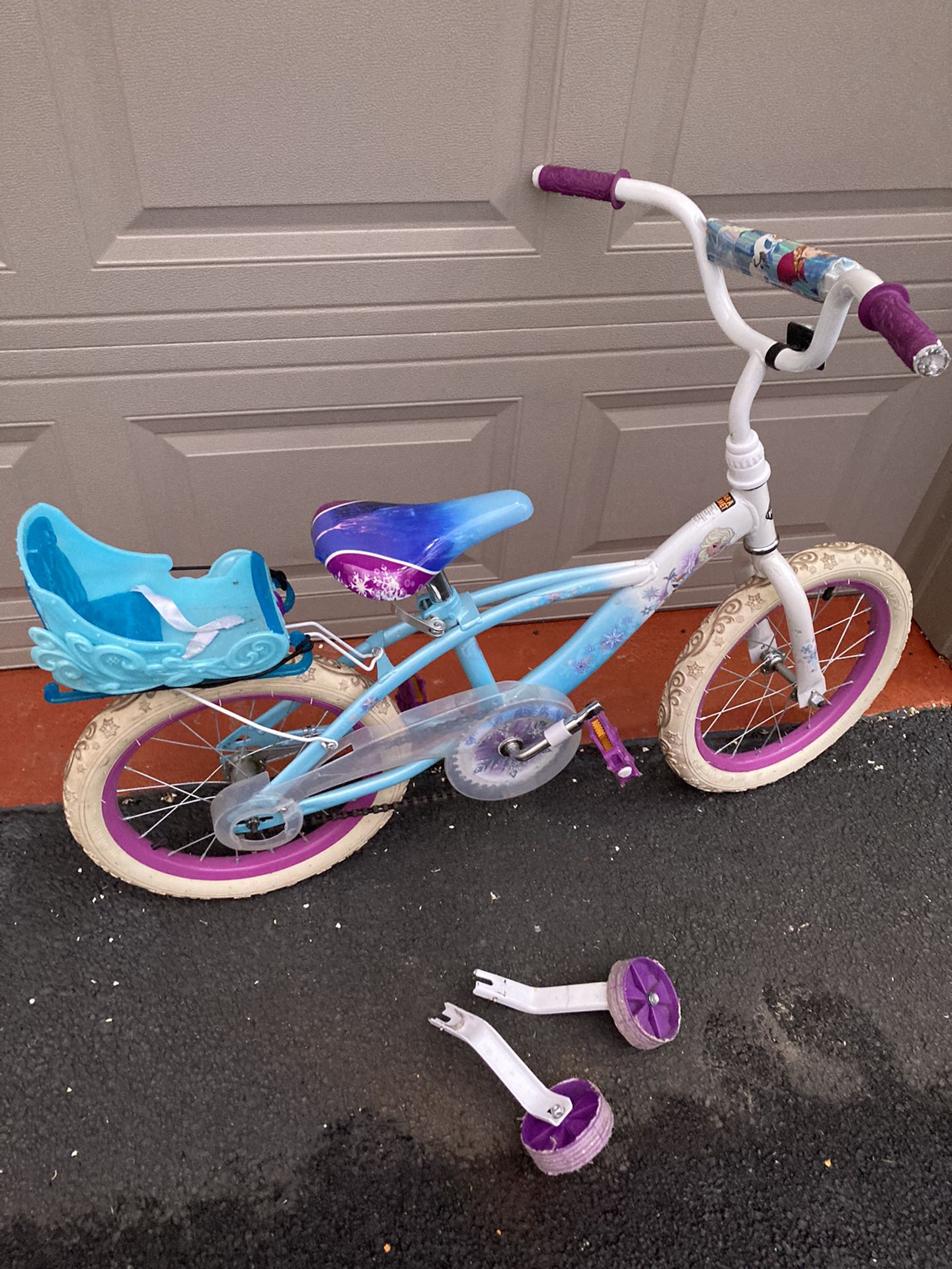 16 “ Disney Frozen Kids / Girls Bike 