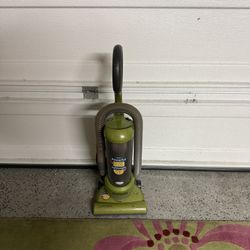 Eureka Optima Upright Vacuum Cleaner 