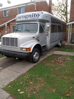 9,000 Obo Completely Gutted And New Floor Plan Party Bus Ready