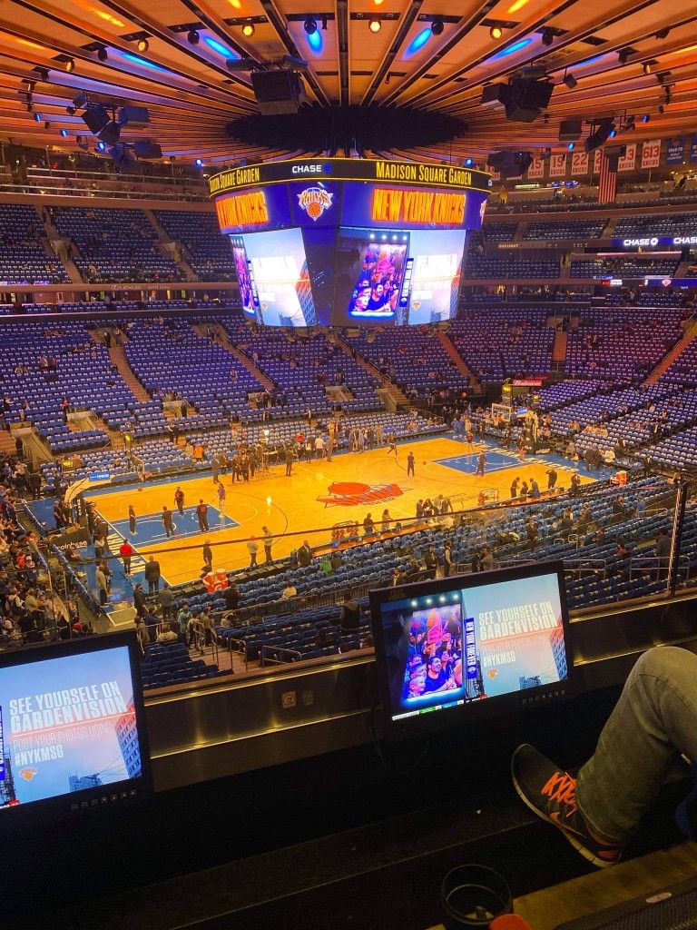 New York Knicks Tickets Section 209 Row 2