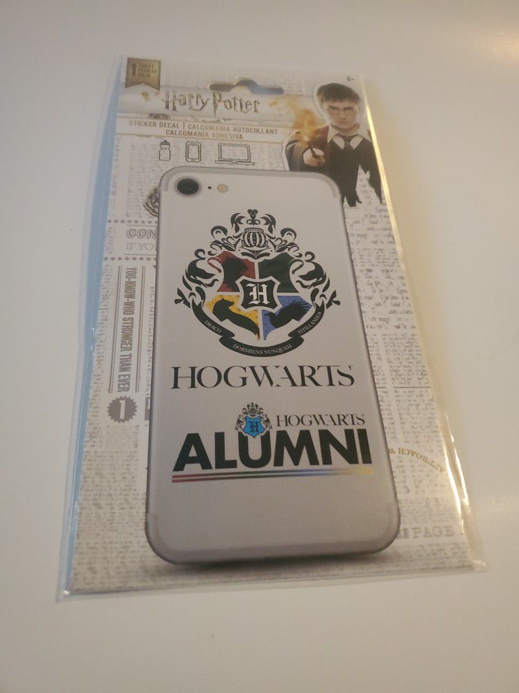 Harry Potter Hogwarts Alumni Decal