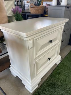 White 2-Drawer Nightstand with Bronze Knobs (only one)