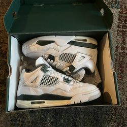 Jordan’s 4s Oxidation Green