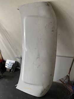 hood for a 2005 Chevy express