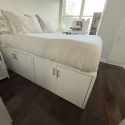 Full Size Custom Modern White Full Bed Frame with Hidden Storage