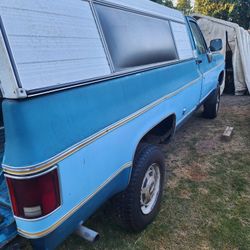 Runs N DRIVES -  Chevy CHEYENNE 1977