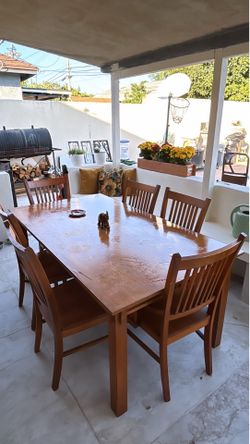 Table and 6 chairs