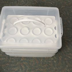 SNAPWEAR / Three Tier 36 Count Cupcake Holder