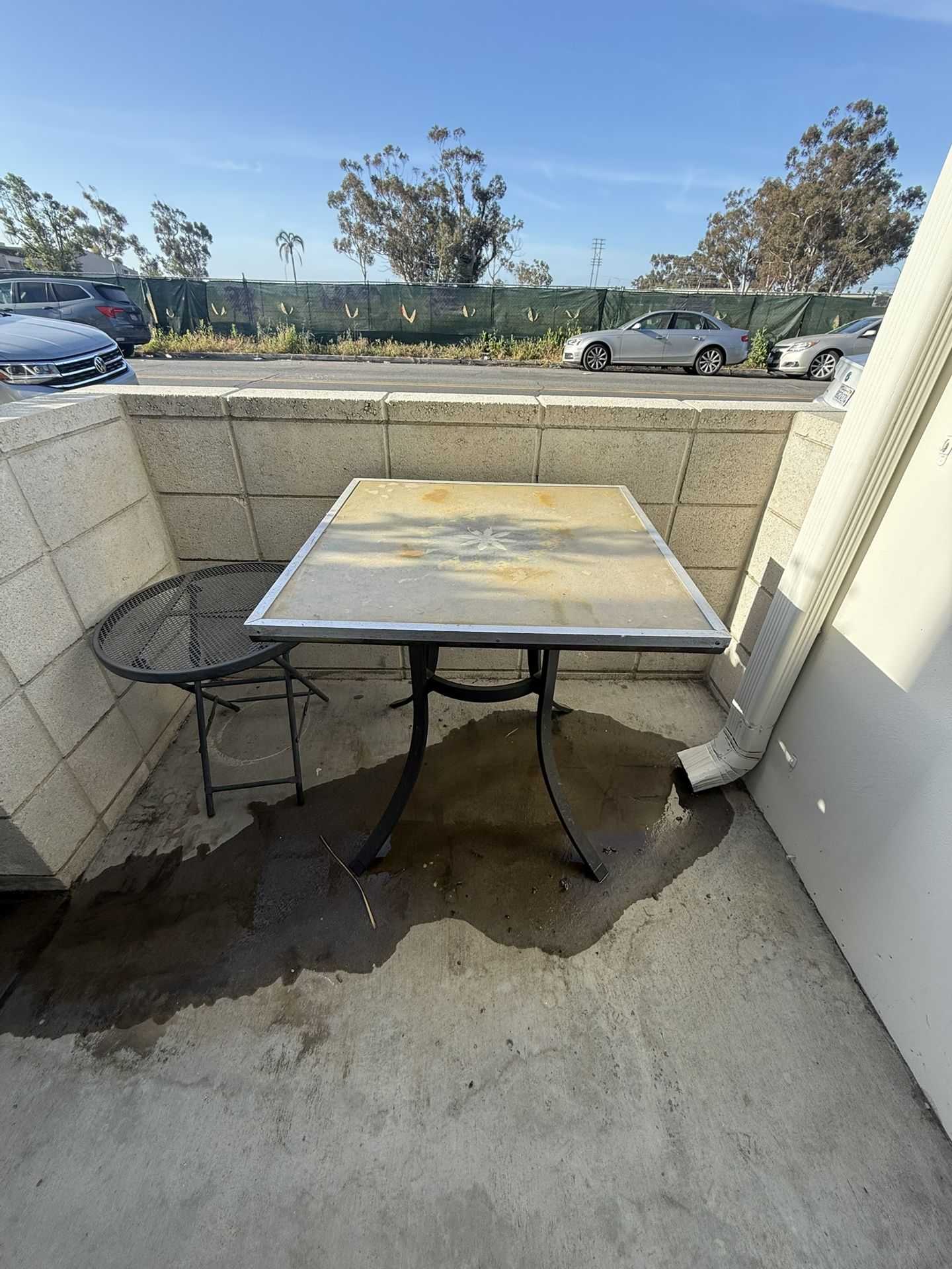 Outdoor Restaurant Table