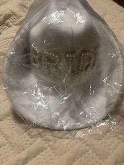 Bride cowboy hat