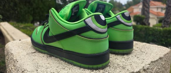 Nike SB POWER PUFF BUTTERCUP size 10