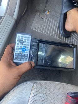 Touchscreen radio