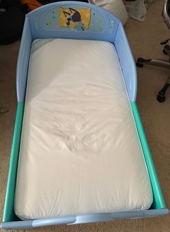 Bluey toddler bed