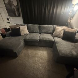 Double Chase U Sectional - Grey