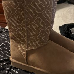 Ugg