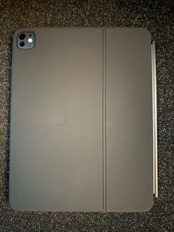 iPad Pro 13" M5 - 1TB (Wi-Fi + Cellular) + Magic Keyboard
