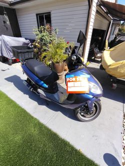 2009 Shenk scooter 150cc