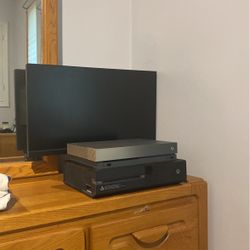 Xbox One X + Xbox One + 24 75 hz Monitor 