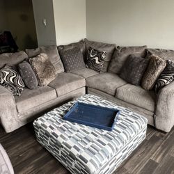 Sectional Couch Need Gone ASAP! 