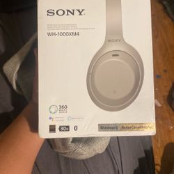 Sony WH-1000XM4