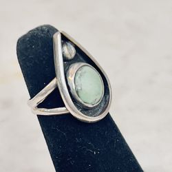 Vintage Old Pawn Silver Turquoise Ring, size 5.75