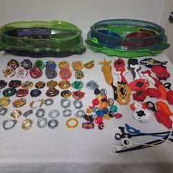 Beyblade With Launchers And 2 Arenas 