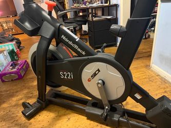 NordicTrack Commercial S22i studio bike